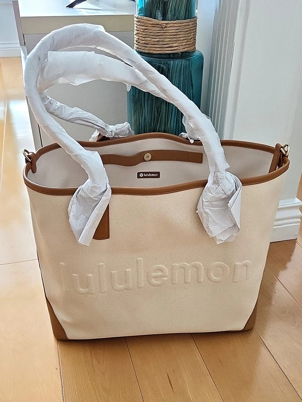 lululemon Classic Canvas Tote Bag 16L in Beige & Brown